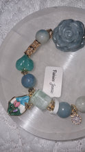 Load image into Gallery viewer, Green Reverie Bracelet (A15)