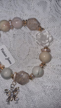 Load image into Gallery viewer, Coral Alashan Bracelet (A41)
