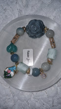 Load image into Gallery viewer, Green Reverie Bracelet (A15)
