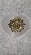 Load image into Gallery viewer, Sunflower Brooch
